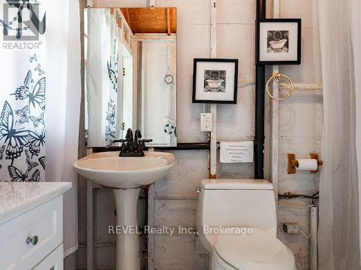 34 LORIMER STREET - 48