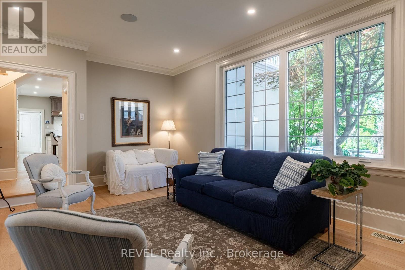 34 LORIMER STREET - 9