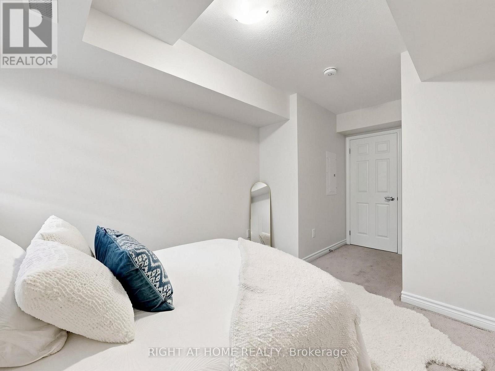 #129 1081 DANFORTH ROAD - Image 27