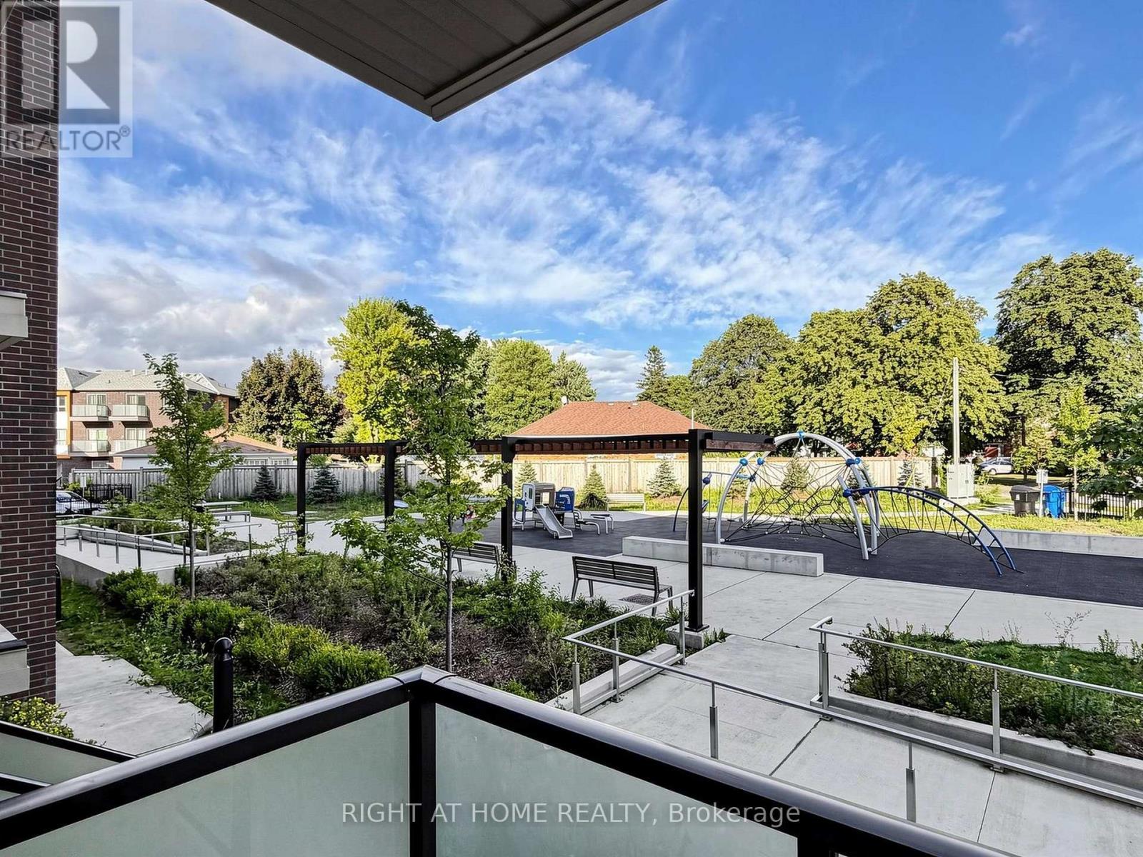 #129 1081 DANFORTH ROAD - Image 32