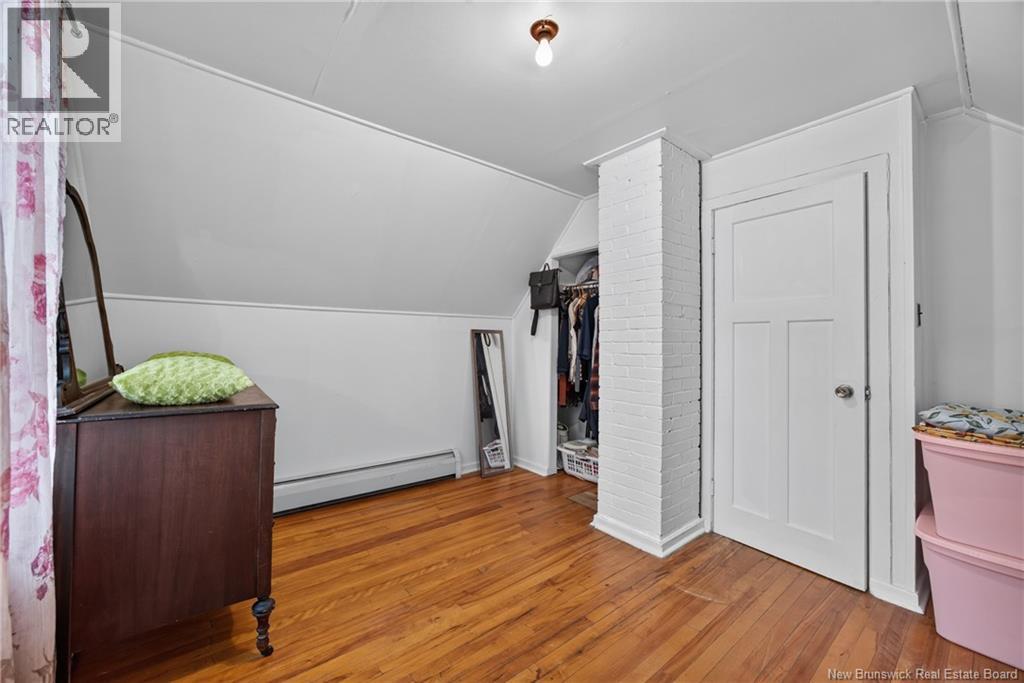 251 Carney Street - 16
