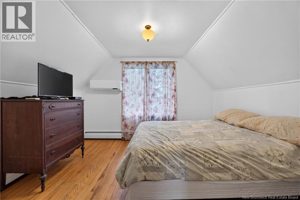 251 Carney Street - Image 17