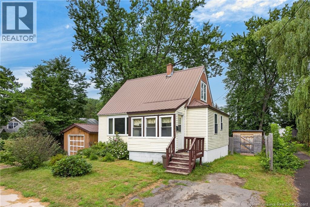 251 Carney Street - Image 19