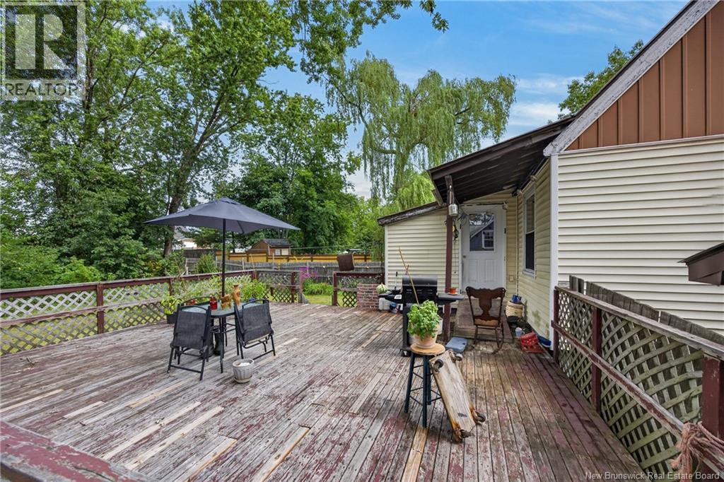 251 Carney Street - 29