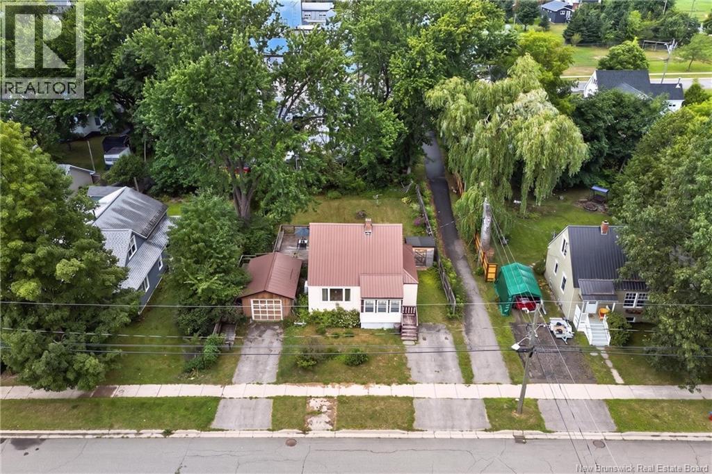 251 Carney Street - 31