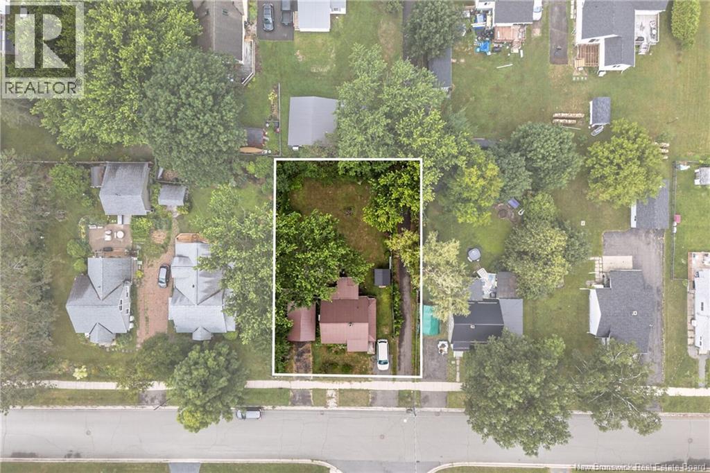 251 Carney Street - 33