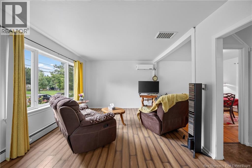 251 Carney Street - 7
