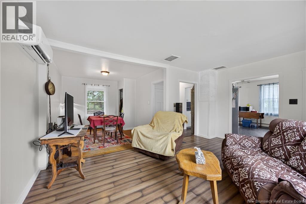 251 Carney Street - 8