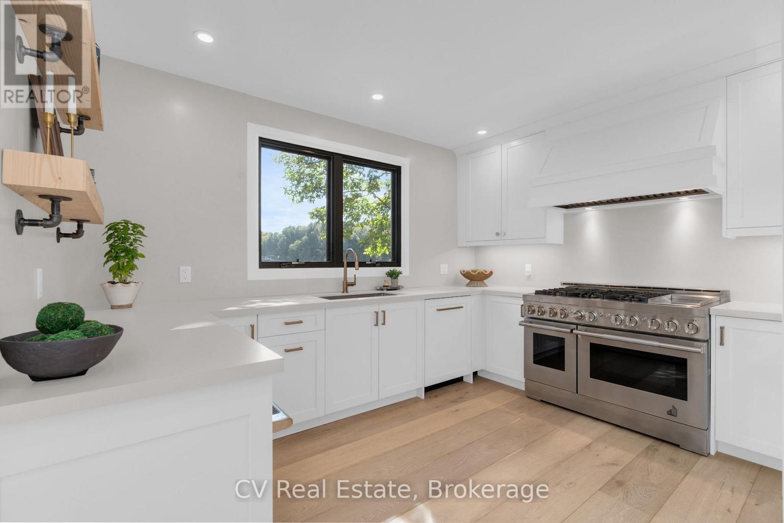 1017 WHITE PINE ROAD - Image 11