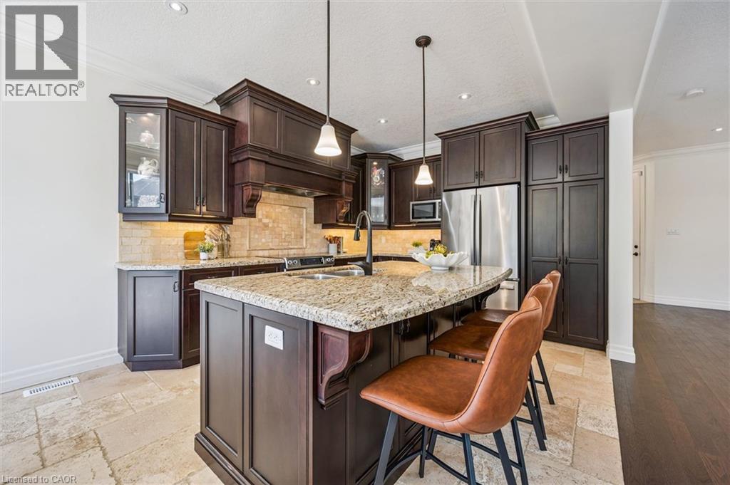 828 COPPER RIDGE Drive - Image 16