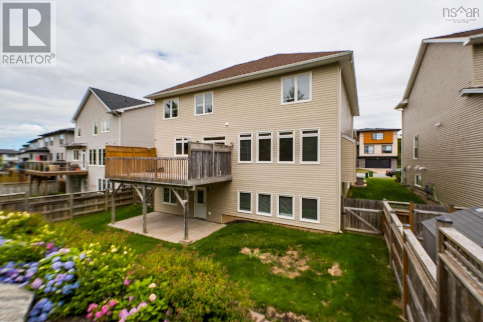 Property 35 of 39 of 382 Starboard Drive