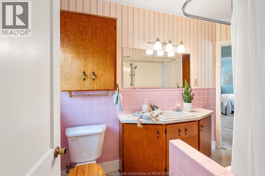 21 Melrose AVENUE - 18