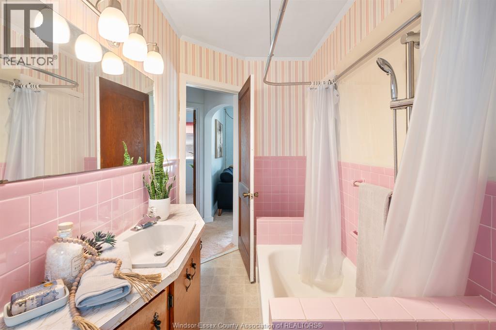 21 Melrose AVENUE - 19