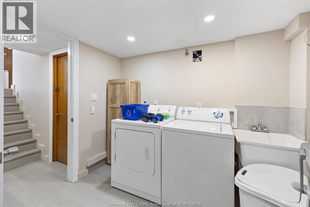 1361 ALBERT - Image 26