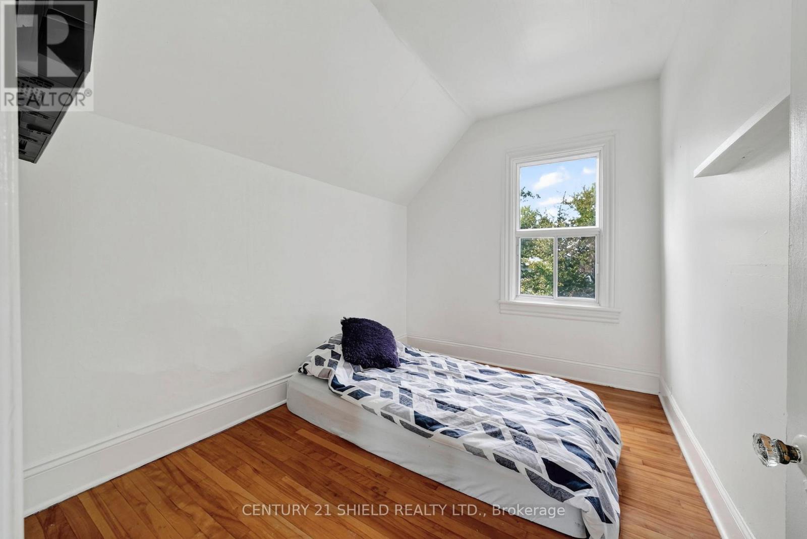 430 SYDNEY STREET - 29