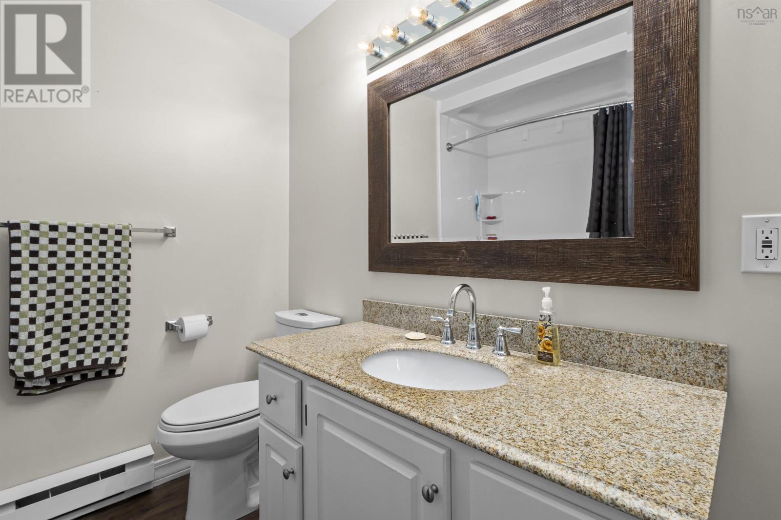 Property 23 of 32 of 38 3356 Ashton Lane