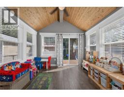 Kitchen - 17 Zoel Street, Dieppe, NB E1A0E5 Photo 10
