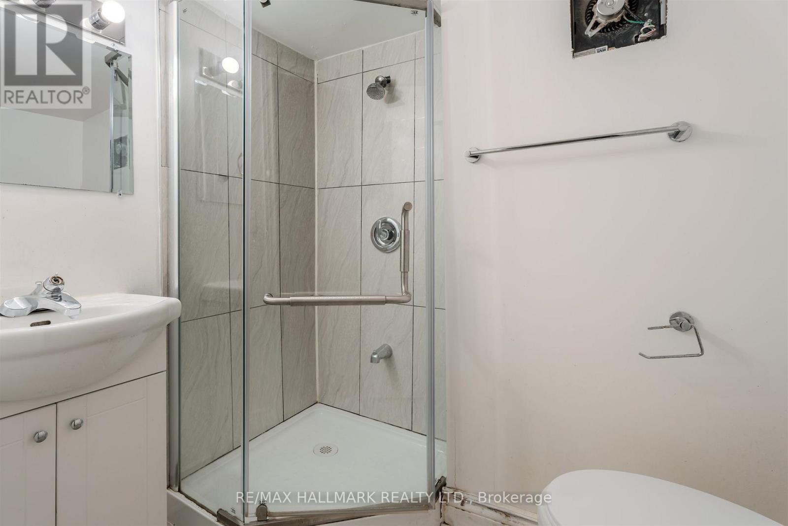 241 FEATHERSTONE ROAD - Image 27
