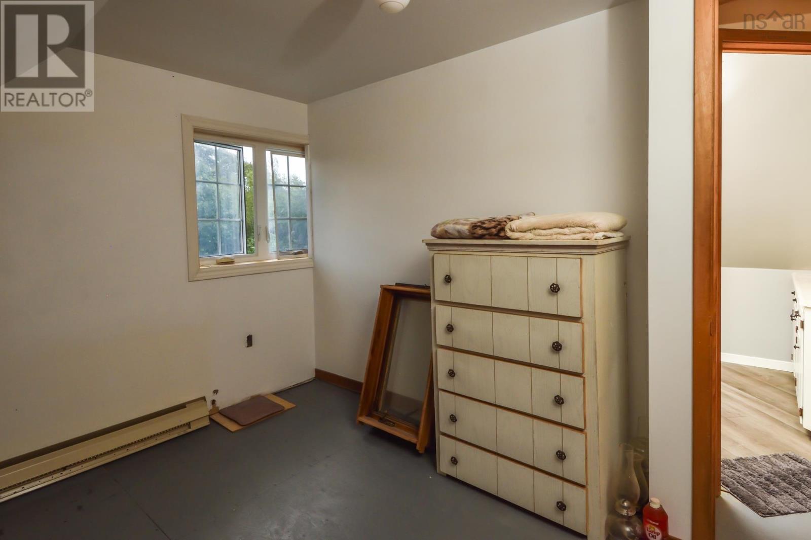 27 Riverview Drive - 18