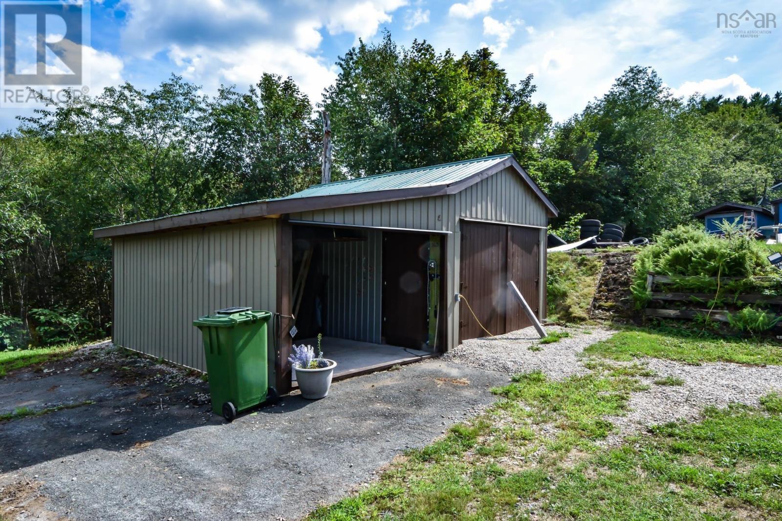 27 Riverview Drive - 4