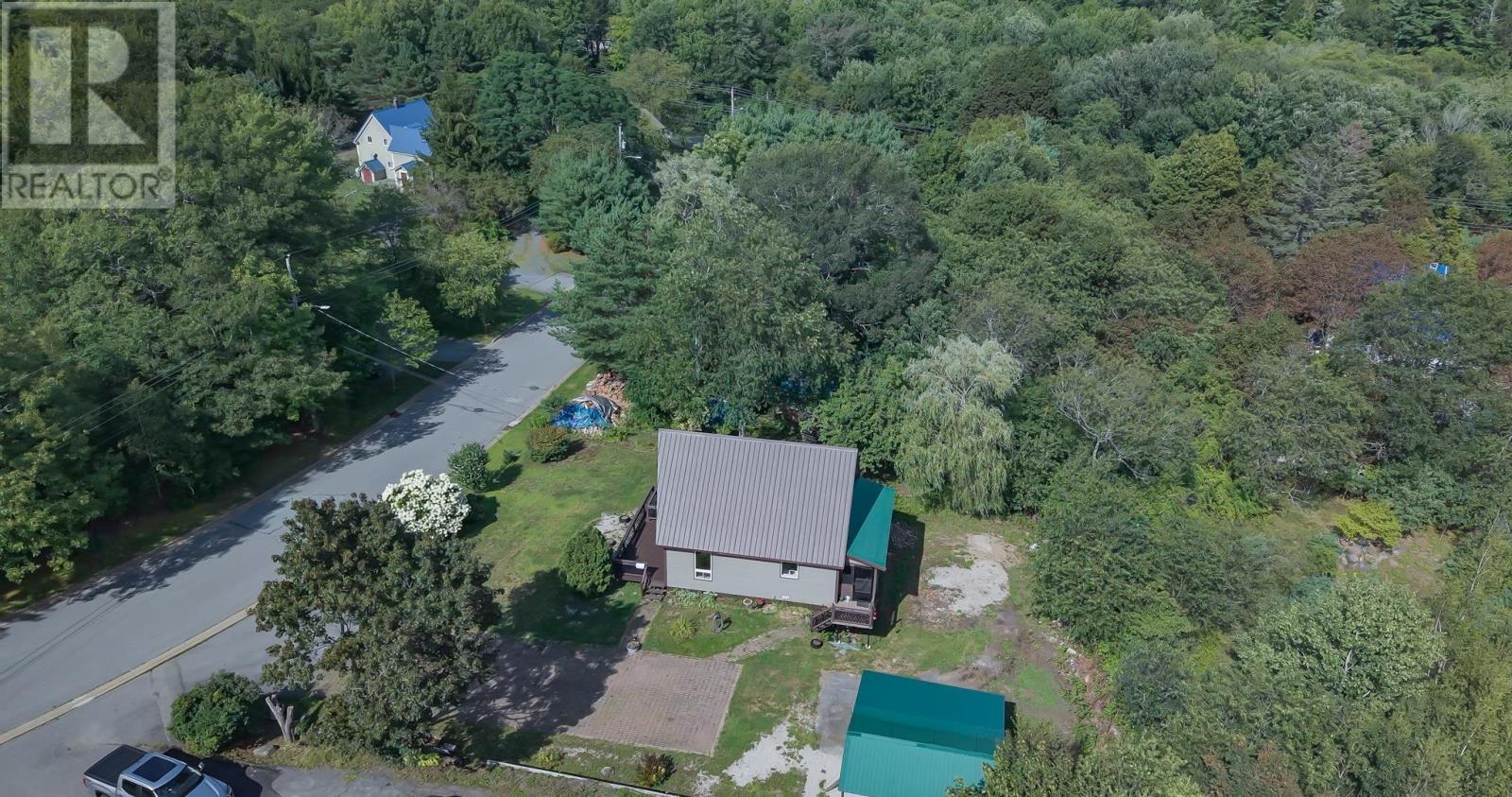 27 Riverview Drive - 26