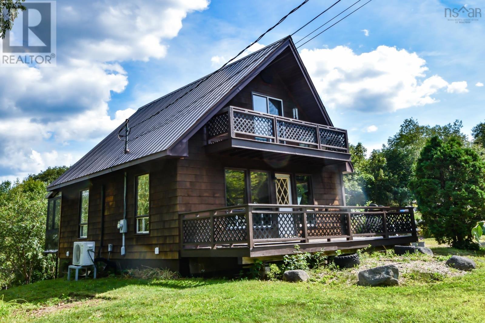 27 Riverview Drive - 3