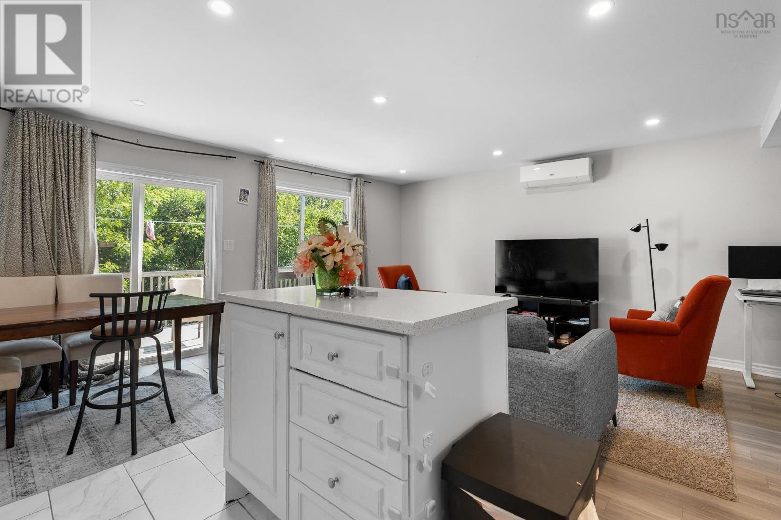 114-116 Thornhill Drive - 21