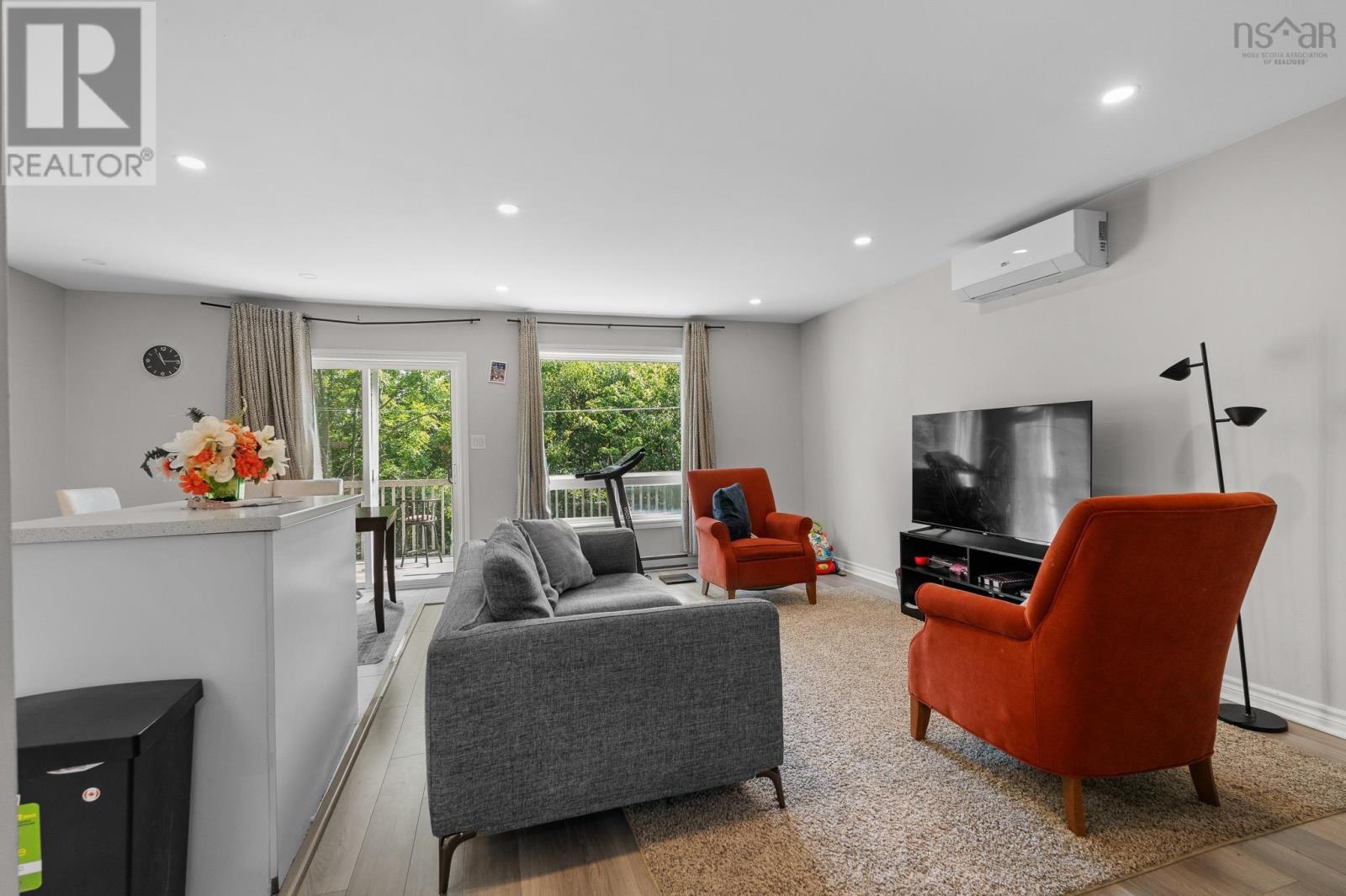 114-116 Thornhill Drive - 23