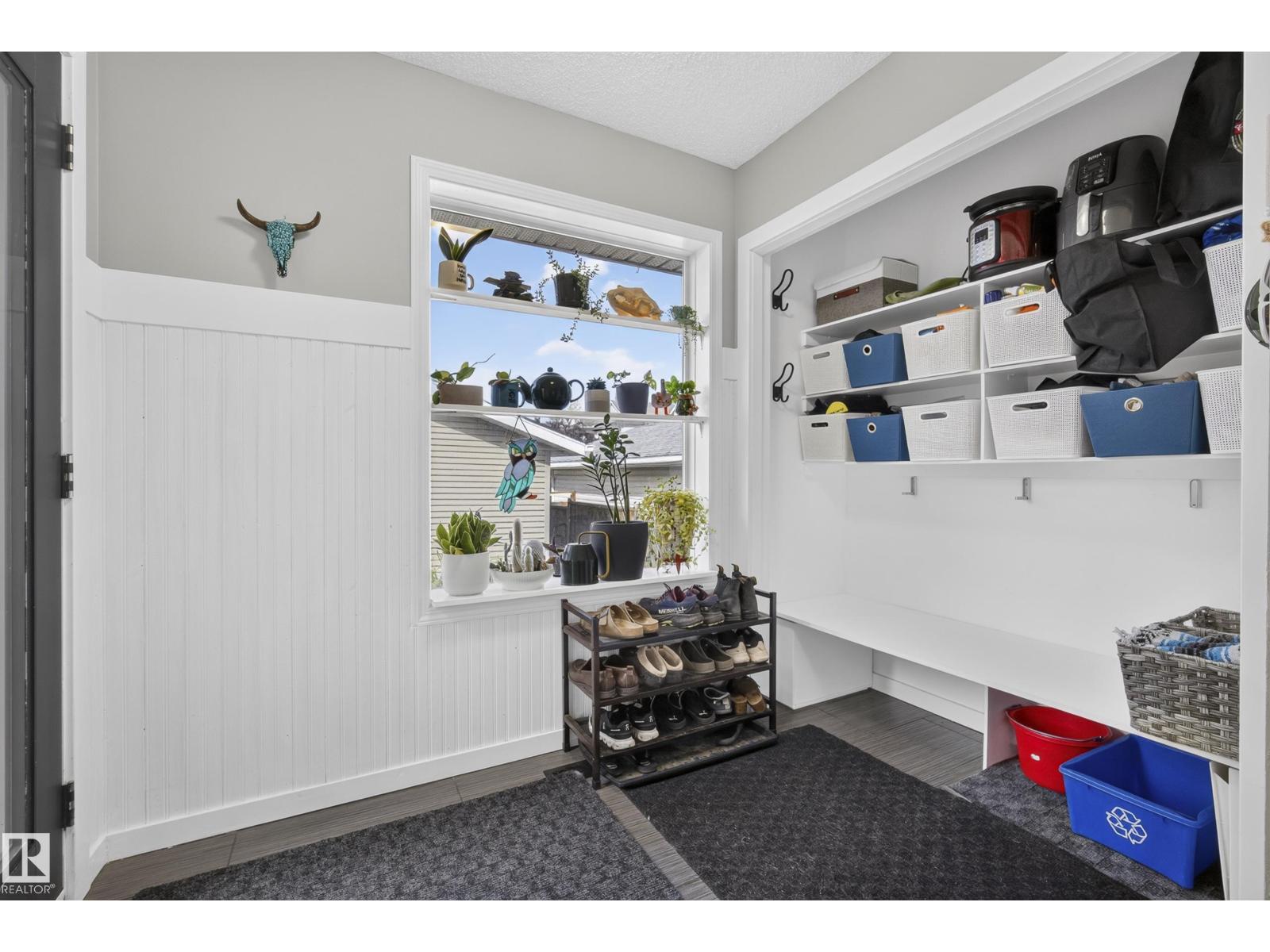 380 BOTHWELL DR - 16