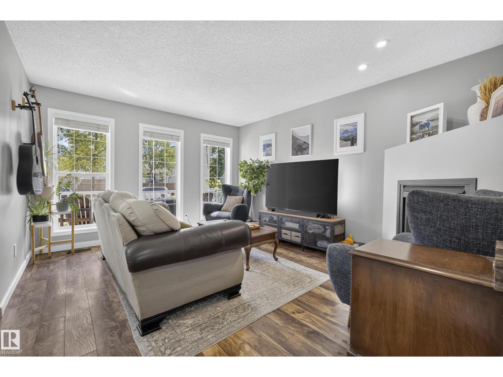 380 BOTHWELL DR - 8