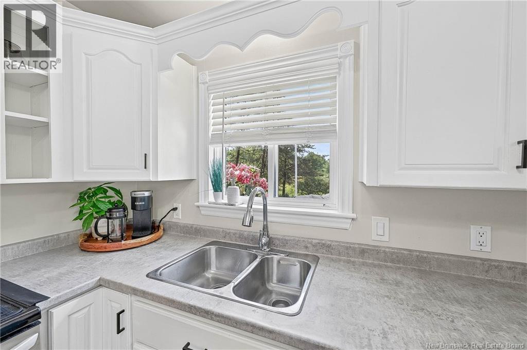 73 Hawthorne Street - Image 10