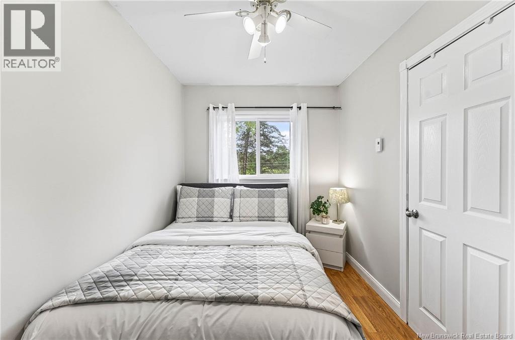 73 Hawthorne Street - Image 24