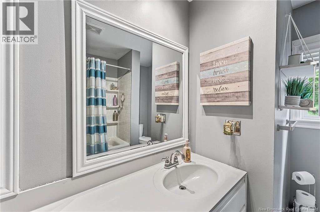 73 Hawthorne Street - Image 30