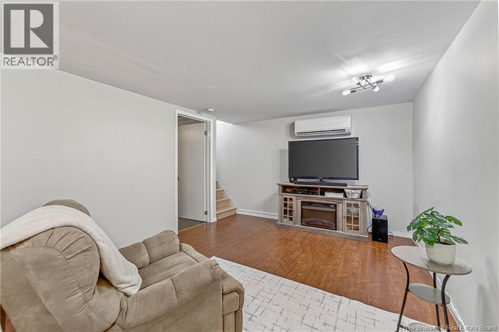 73 Hawthorne Street - Image 36