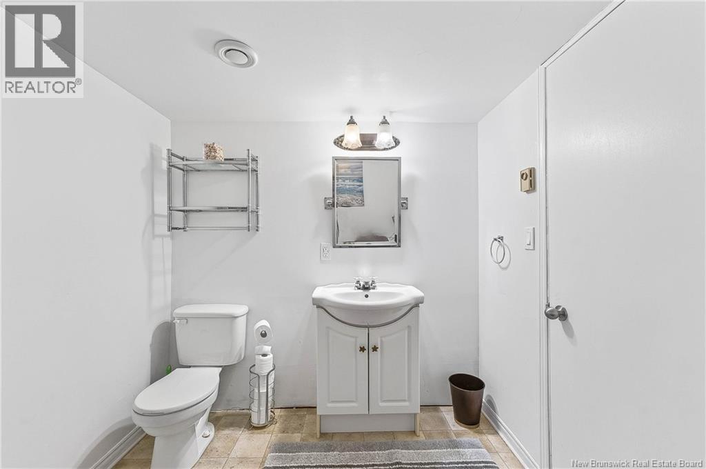 73 Hawthorne Street - Image 39