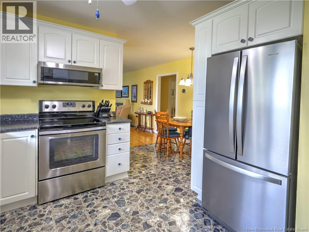 335 MacDonald Avenue - Image 10