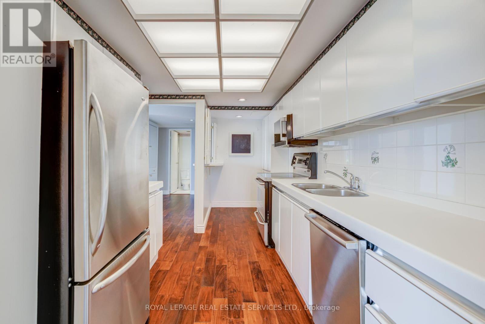 #1610 2045 LAKE SHORE BOULEVARD W - Image 15