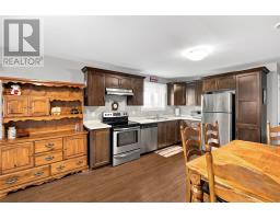 8 Aldergrove Place thumbnail 29