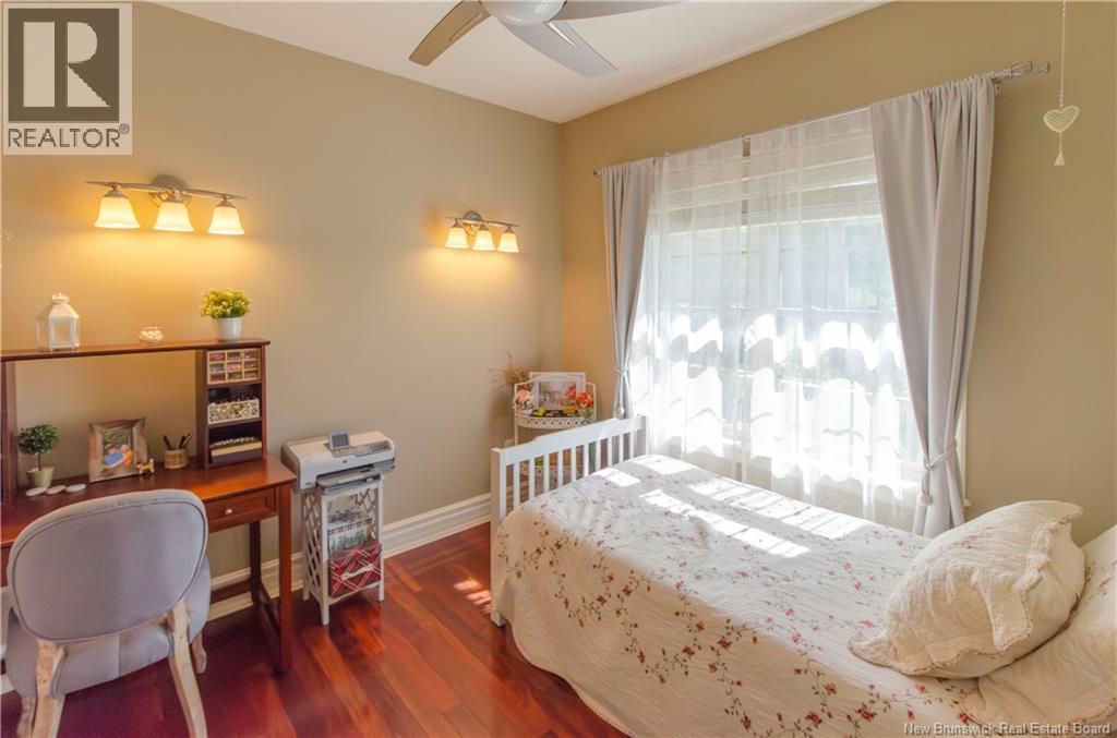 3 Pioneer Avenue - Image 10