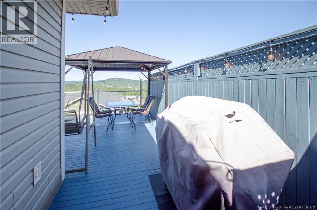 3 Pioneer Avenue - Image 46