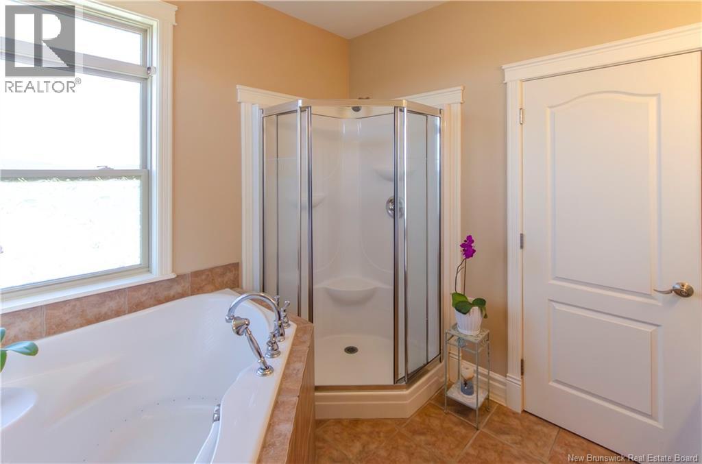 3 Pioneer Avenue - Image 33