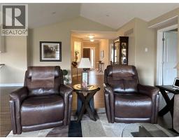 Dinette - 99 Angler Avenue, Port Dover, ON N0A1N3 Photo 10