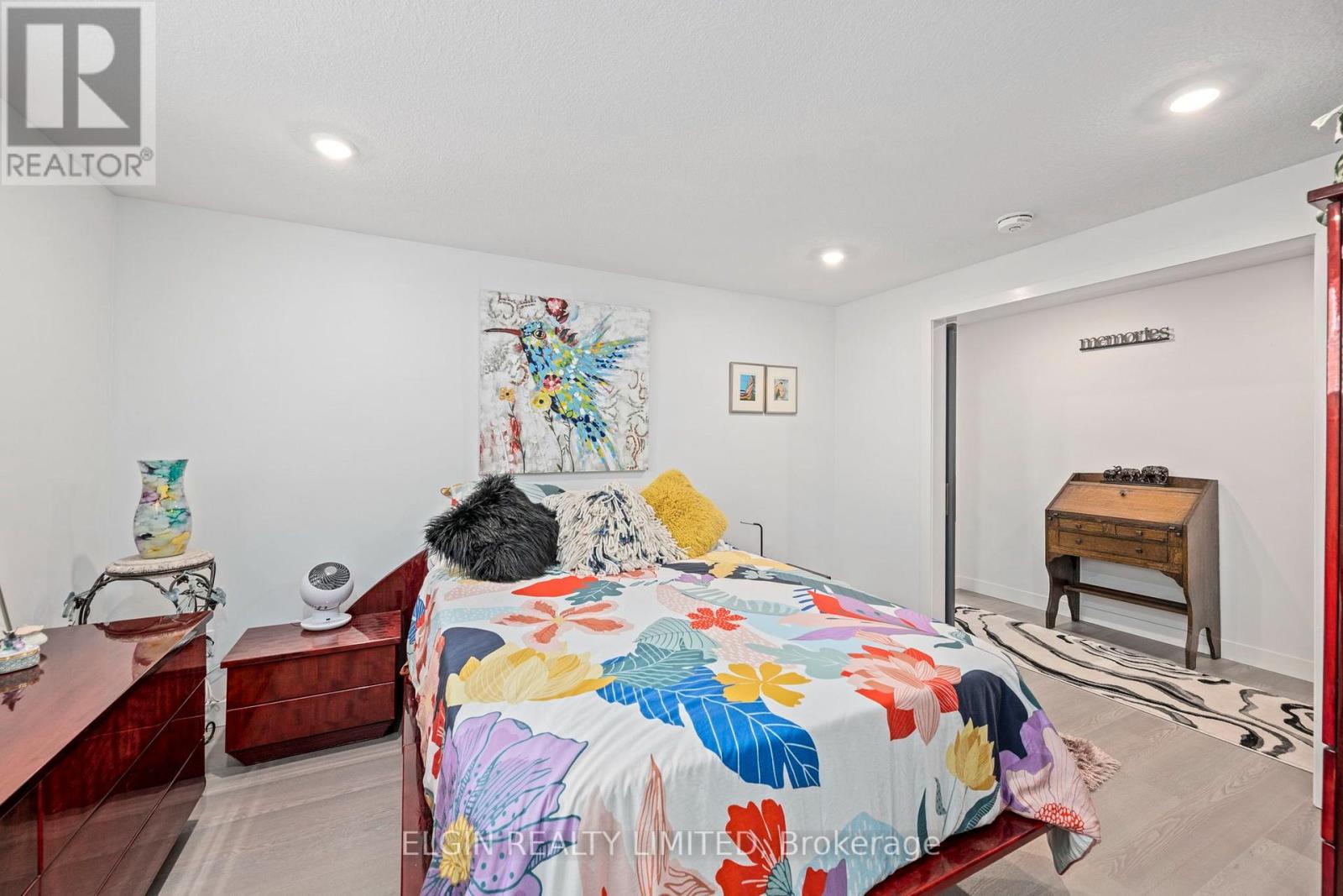 392 LARRY STREET - Image 29