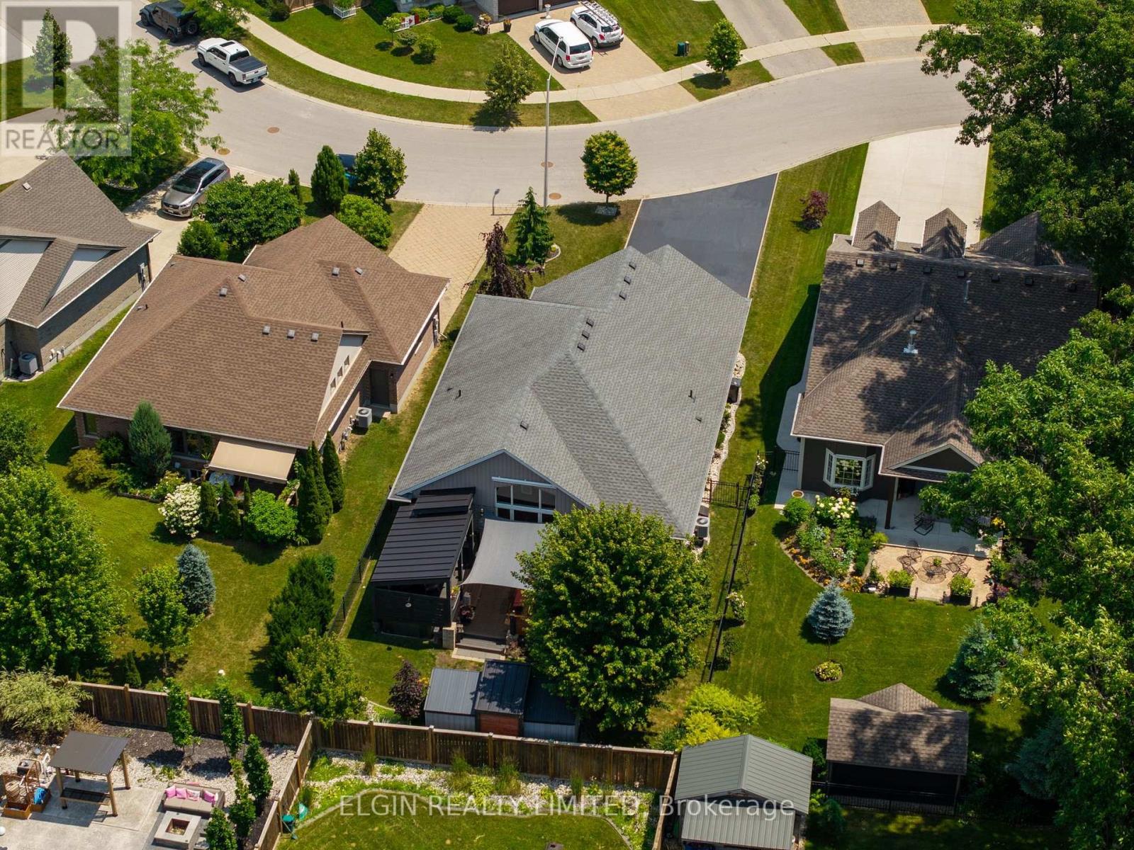 392 LARRY STREET - Image 44