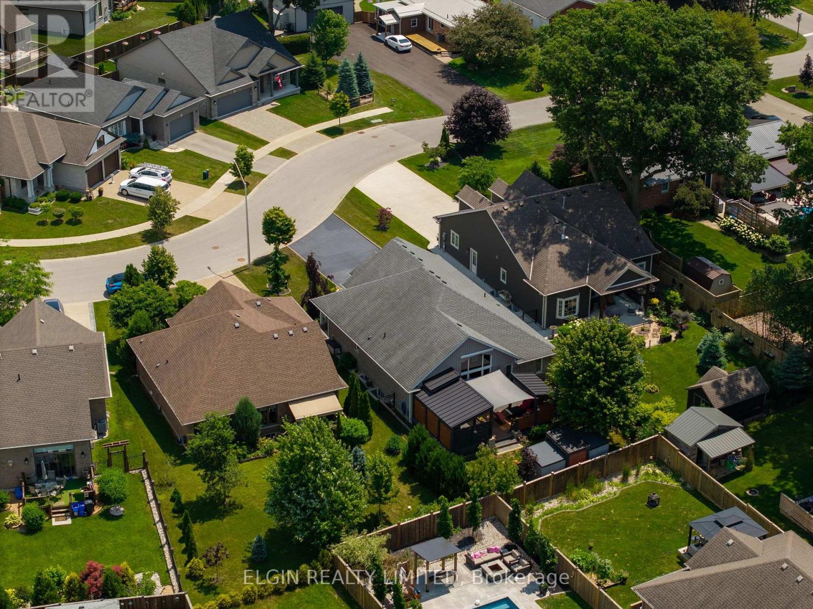 392 LARRY STREET - Image 45