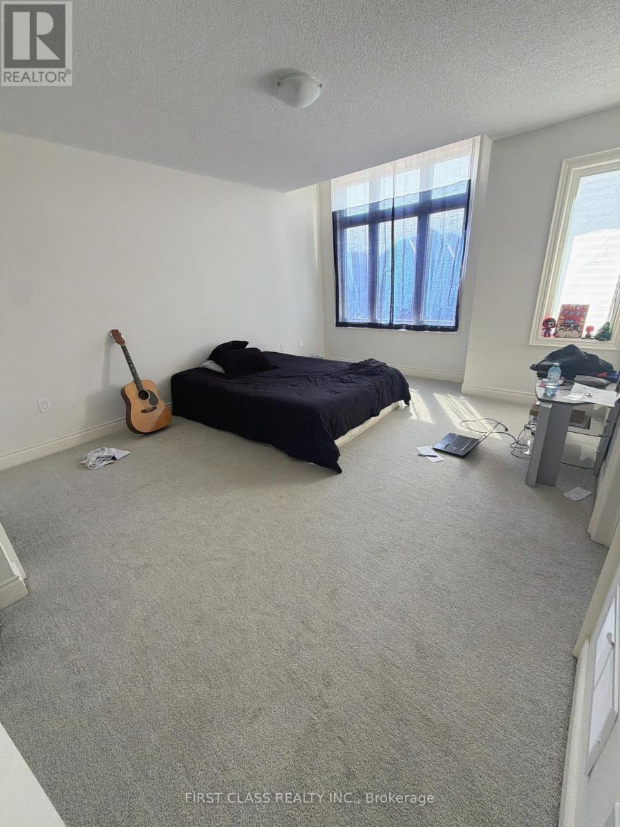 325 BOUNDARY BOULEVARD - 13