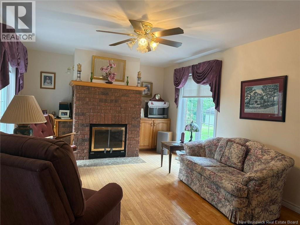 81 Woodland Hill - Image 8