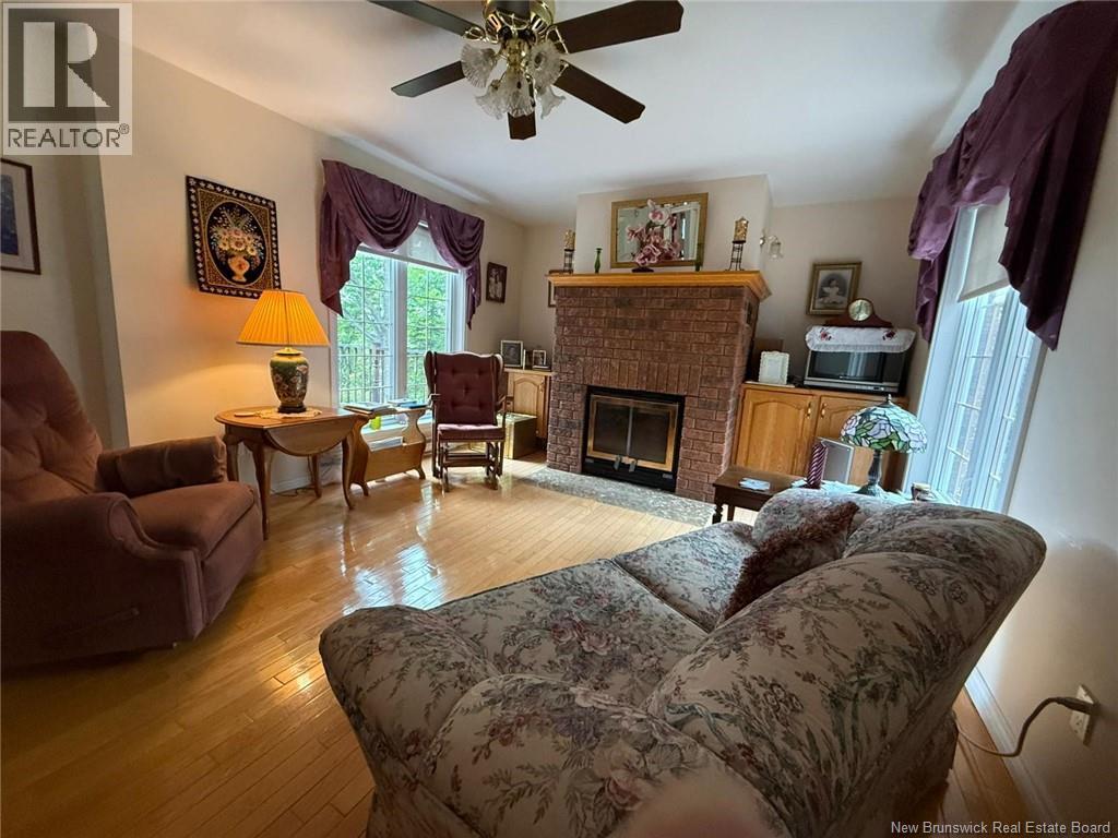 81 Woodland Hill - Image 9