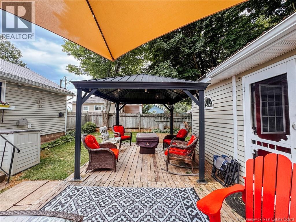 114 Irwin's Point Road - Image 24
