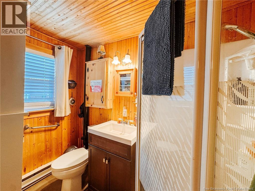 114 Irwin's Point Road - 15